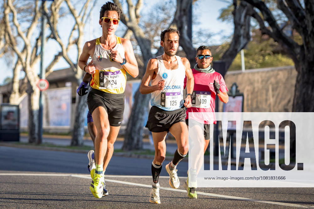 TRACK AND FIELD - Marathon - Buenos Aires 21K Half Marathon Photo by IPA ABACAPRESS.COM87736124 - Runners at the 21K Buenos Aires Half Marathon particPhoto by IPA ABACAPRESS.COMting in the street race in Argentina. Buenos Aires Argentina