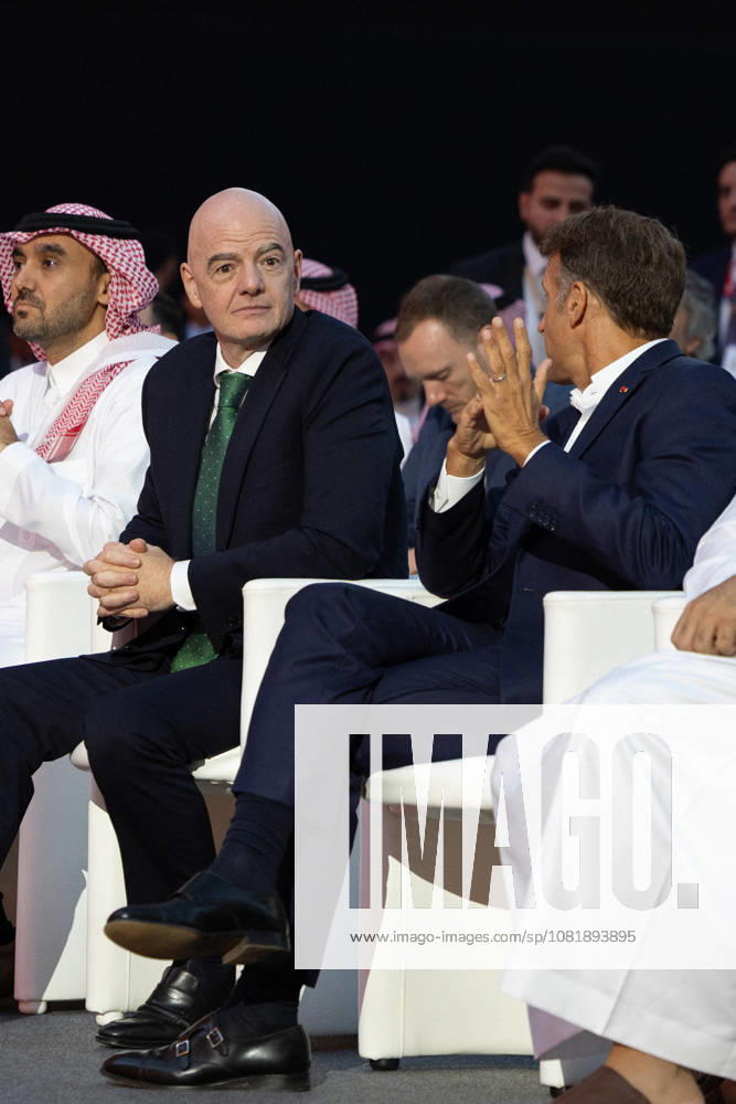 Emmanuel Macron And Mohammed Bin Salman Attend Esports World Cup Closing Ceremony - Paris French President Emmanuel Macron and the Crown Prince and Saudi Arabia s Crown Prince Mohammed bin Salman MBS and President of FIFA Gianni Infantino attend the closing ceremony of the Esports World Cup at the Grand Palais in Paris, France, on August 23, 2026. Photo by Raphael Lafargue ABACAPRESS.COM Paris Ile-de-France France