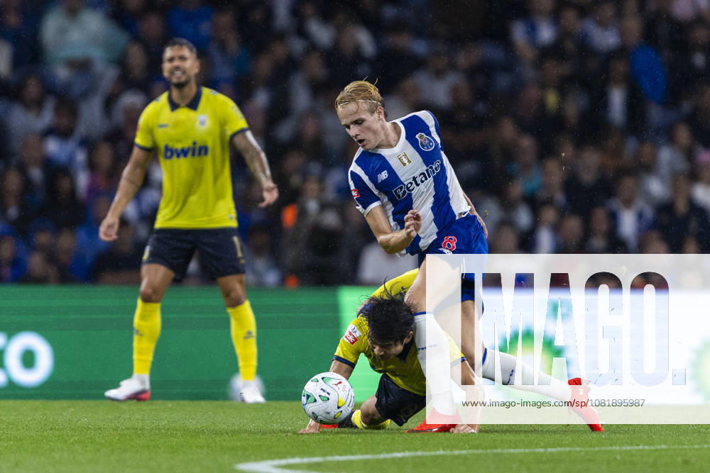 FC Porto v FC Arouca - Liga Portugal Betclic 2026 27 Victor Froholdt of FC Porto is seen on action during the FC Porto x FC Arouca match for the Liga Portugal Betclic 2026 27 in Porto, Portugal, on August 23, 2026. Porto Porto Portugal