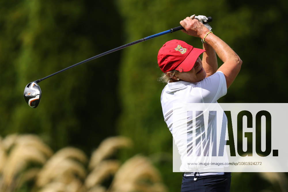 REPRO FREE *PRESS RELEASE NO REPRODUCTION FEE* Australian Spoons All-Ireland Final, Longford Golf Club, Longford 24 8 2026 A member of the Killarney team tees off the first A member of the Killarney team tees off the first 24 8 2026
