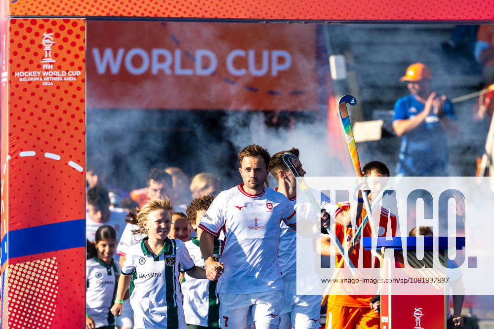 FIH Hockey World Cup: Netherlands v England AMSTELVEEN, NL - AUGUST 24: Zachary Wallace of England during the FIH Hockey World Cup match between Netherlands and England at Wagener Stadion on August 24, 2026 in Amstelveen, Netherlands. Amstelveen Wagener Stadion Netherlands Content not available for redistribution in The Netherlands directly or indirectly through any third parties.