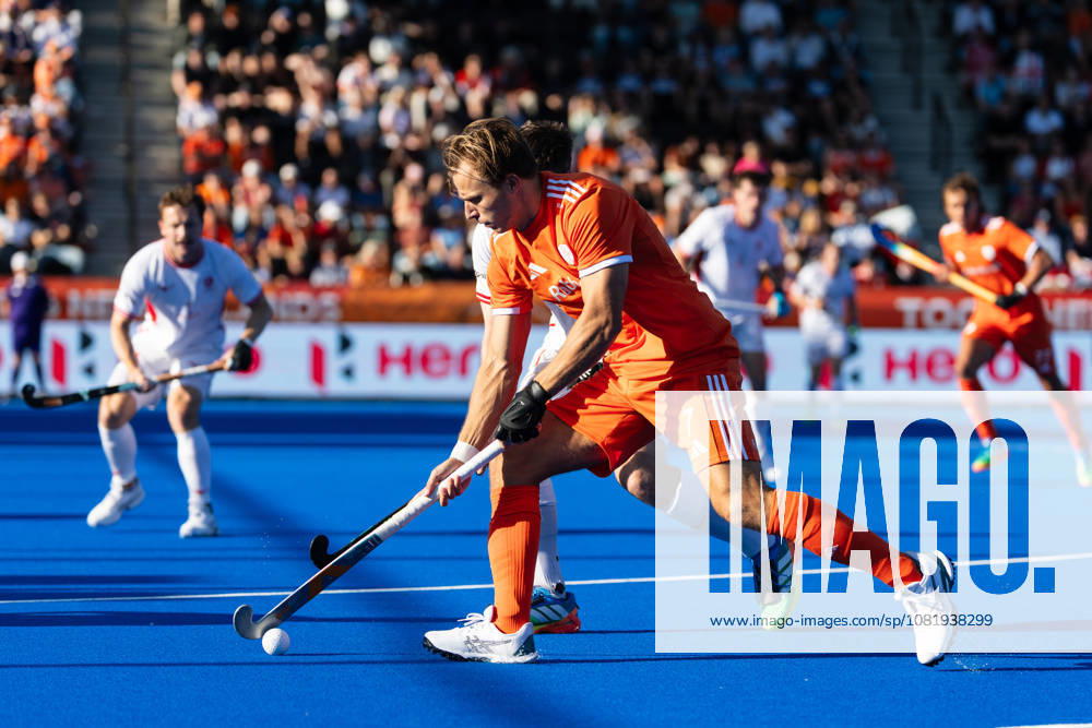 FIH Hockey World Cup: Netherlands v England AMSTELVEEN, NL - AUGUST 24: Thijs van Dam of Netherlands during the FIH Hockey World Cup match between Netherlands and England at Wagener Stadion on August 24, 2026 in Amstelveen, Netherlands. Amstelveen Wagener Stadion Netherlands Content not available for redistribution in The Netherlands directly or indirectly through any third parties.