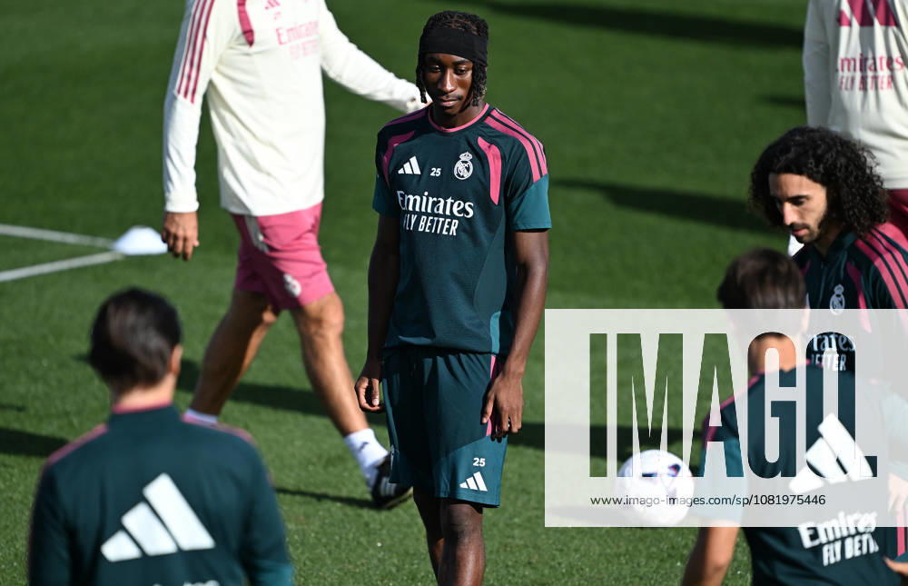 Real Madrid s training session MADRID, SPAIN - AUGUST 25: Yan Diomande of Real Madrid takes part in a training session at the club s Valdebebas training facilities ahead of their La Liga match against Real Sociedad, on August 25, 2026 in Madrid, Spain. Burak Akbulut Anadolu Madrid Spain. Editorial use only. Please get in touch for any other usage.