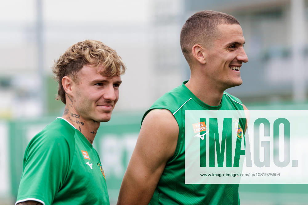 SOCCER - UEFA ECL, Rapid vs Hearts VIENNA,AUSTRIA,25.AUG.26 - SOCCER - UEFA Conference League, play-off, SK Rapid Wien vs Heart of Midlothian FC, preview, training Rapid. Image shows Bendeguz Bolla and Nenad Cvetkovic (Rapid). GEPAxpictures Rauthner