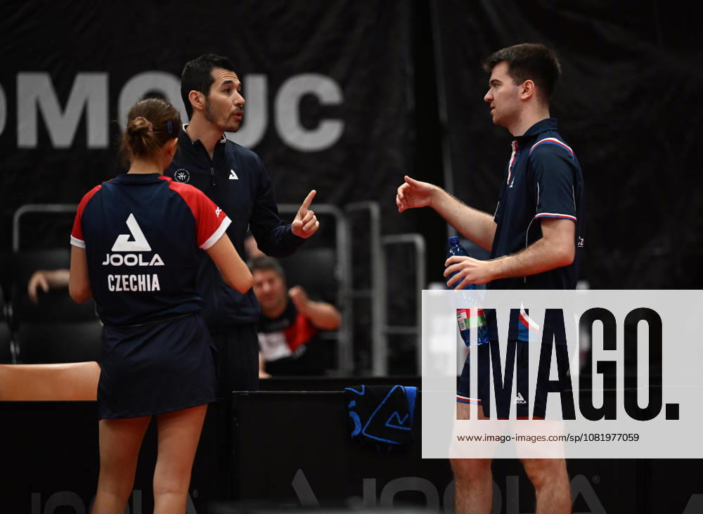Second round of qualification mixed doubles of Table tennis, Tischtennis during the WTT Feeder Olomouc, Czech Republic, August 25, 2026. Nikita Petrovova, Jakub Kaucky of Czech Republic. Centre is coach Salvador Uribe. (CTKxPhoto LudekxPerina) CTKPhotoP2026082503020 CTKPhotoP2026082503020