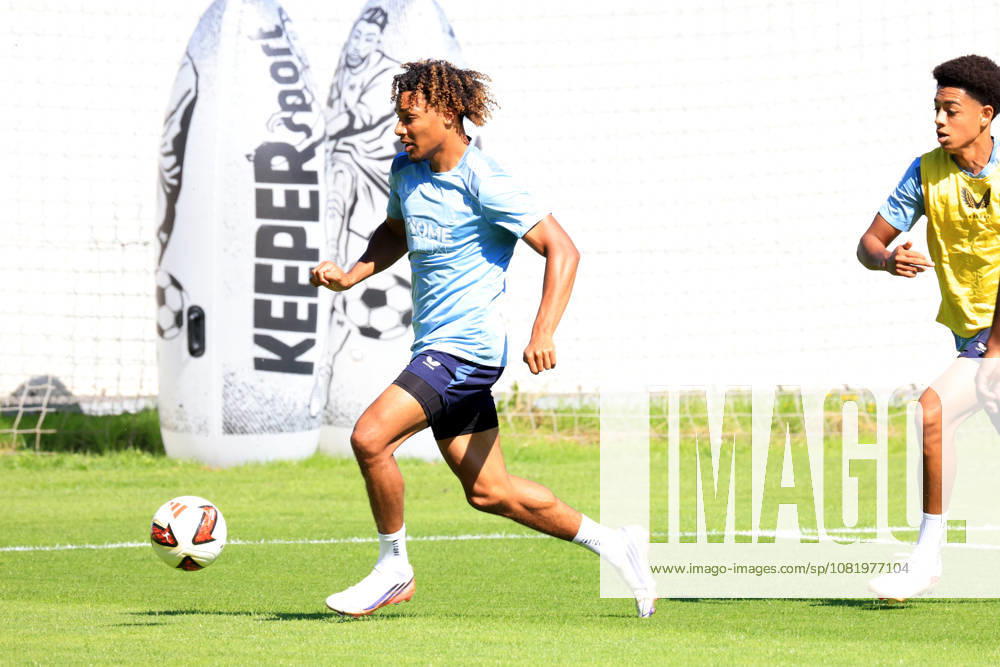 GER, Soccer, 2. Bundesliga, 2026–2027 season, Sportforum, Hertha BSC, Training: Oluwaseum Adewumi, Hertha BSC Berlin, 19, 2nd Division, DFB DFL regulations prohibit any use of photographs as image sequences and or quasi-video. Berlin Sportforum, Berlin, Germany