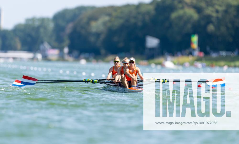 AMSTERDAM - Ymkje Clevering, Nika Johanna Vos, Linn van Aanholt and Tinka Offereins during the heats of the women s coxless four on the second day of the World Rowing Championships at the Bosbaan in the Amsterdam Forest. IRIS VAN DEN BROEK ANP ANPxSportx IVx 566244329 originalFilename: 566244329