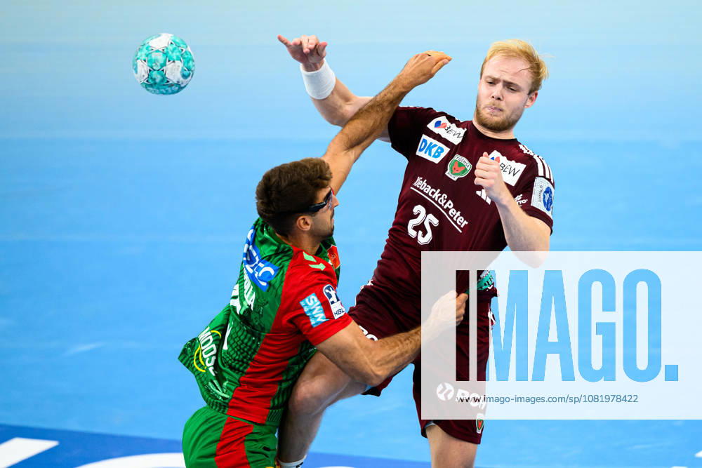 Munich HBL Super Cup 2026: SC Magdeburg vs. Fuechse Berlin; Antonio Serradilla (SC Magdeburg) and Matthes Langhoff (Berlin) go head-to-head; Munich SAP Garden, Bavaria, Germany