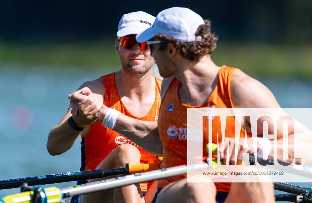 AMSTERDAM - Simon van Dorp and Melvin Twellaar during the quarter-final of the men s double sculls on the second day of the World Rowing Championships at the Bosbaan in the Amsterdam Forest. IRIS VAN DEN BROEK ANP ANPxSportx IVx 566248376 originalFilename: 566248376