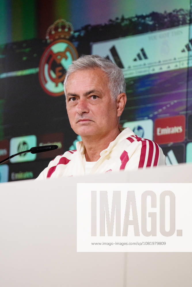 ESP Jose Mourinho, Real Madrid coach, attends a press conference. Jose Mourinho, head coach of Real Madrid, attends his press conference, PK, Pressekonferenz, during Real Madrid s training session ahead of the Spanish League, LaLiga EA Sports, soccer match against Real Sociedad at Real Madrid’s Ciudad Deportiva in Valdebebas, Madrid, on August 25, 2026, Spain