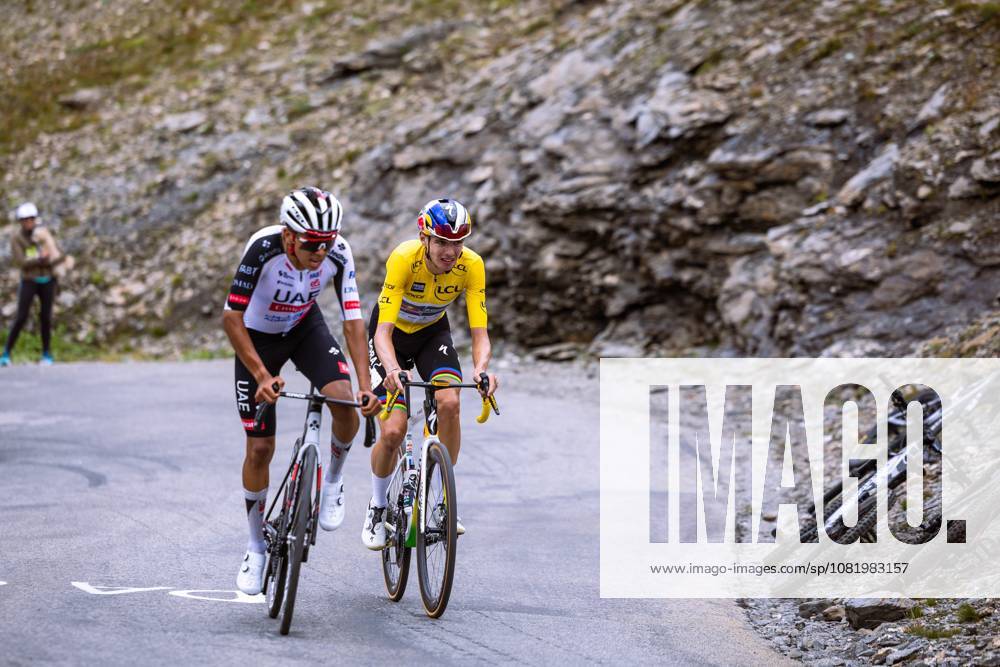 TOUR DE L AVENIR ETAPE 6 ARRIVEE AU COL DE LISERAN A VAL D ISERE PHOTOPQR LE DAUPHINE Louise RAYMOND ; Val-d Isère ; 25 08 2026 ; Val d Isère (Savoie) le 25 août 2026. Tour de l Avenir. Etape 6 avec l arrivée au col de l Iseran. Sur notre photo : Jan Jackowiak et Lorenzo Mark Finn (maillot jaune). Photo: Le Dauphiné Libéré Louise Raymond - Châtillon-sur-Cluses – Val d’Isère, 25 August 2026 — Riders compete during the sixth stage of the Tour de l’Avenir, a 149-kilometre mountain stage finishing at the Col de l’Iseran, at an altitude of 2,770 metres. Val-d Isère Savoie Rhône-Alpes France