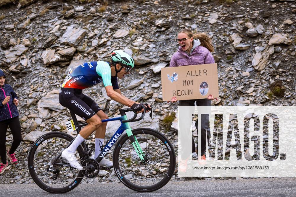 TOUR DE L AVENIR ETAPE 6 ARRIVEE AU COL DE LISERAN A VAL D ISERE PHOTOPQR LE DAUPHINE Louise RAYMOND ; Val-d Isère ; 25 08 2026 ; Val d Isère (Savoie) le 25 août 2026. Tour de l Avenir. Etape 6 avec l arrivée au col de l Iseran. Sur notre photo : Rémi ARSAC, le français fini 8e de l étape. Photo: Le Dauphiné Libéré Louise Raymond - - Châtillon-sur-Cluses – Val d’Isère, 25 August 2026 — Riders compete during the sixth stage of the Tour de l’Avenir, a 149-kilometre mountain stage finishing at the Col de l’Iseran, at an altitude of 2,770 metres. Val-d Isère Savoie Rhône-Alpes France