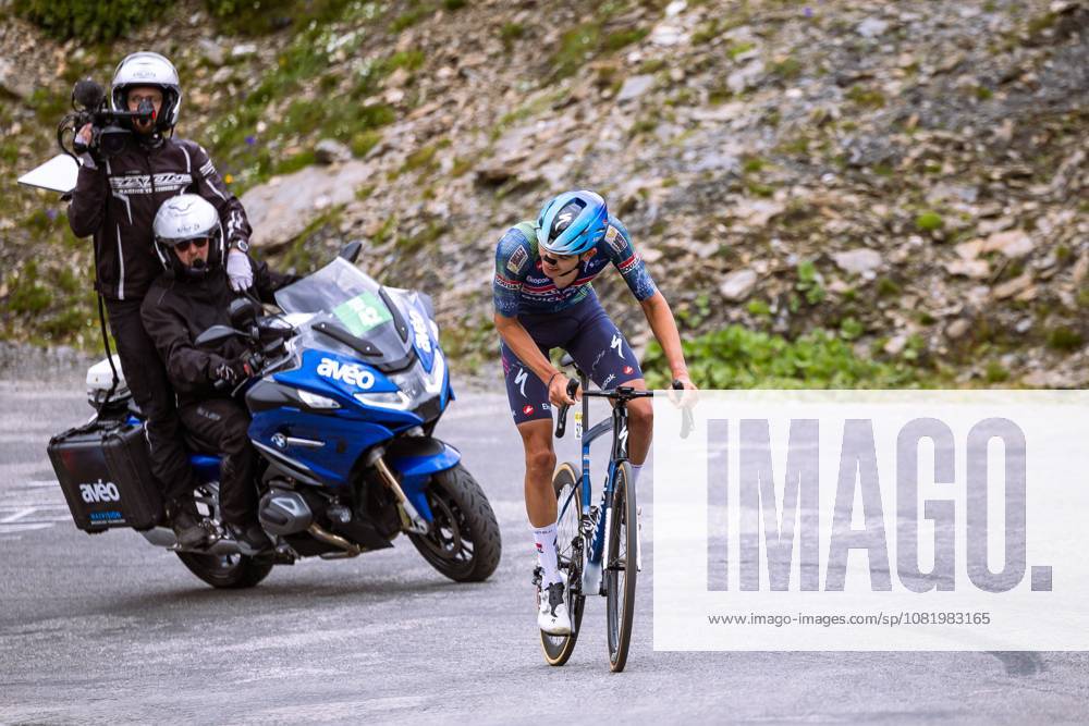 TOUR DE L AVENIR ETAPE 6 ARRIVEE AU COL DE LISERAN A VAL D ISERE PHOTOPQR LE DAUPHINE Louise RAYMOND ; Val-d Isère ; 25 08 2026 ; Val d Isère (Savoie) le 25 août 2026. Tour de l Avenir. Etape 6 avec l arrivée au col de l Iseran. Sur notre photo : Jasper SCHOOFS, deuxième de l épreuve. Photo: Le Dauphiné Libéré Louise Raymond - - Châtillon-sur-Cluses – Val d’Isère, 25 August 2026 — Riders compete during the sixth stage of the Tour de l’Avenir, a 149-kilometre mountain stage finishing at the Col de l’Iseran, at an altitude of 2,770 metres. Val-d Isère Savoie Rhône-Alpes France