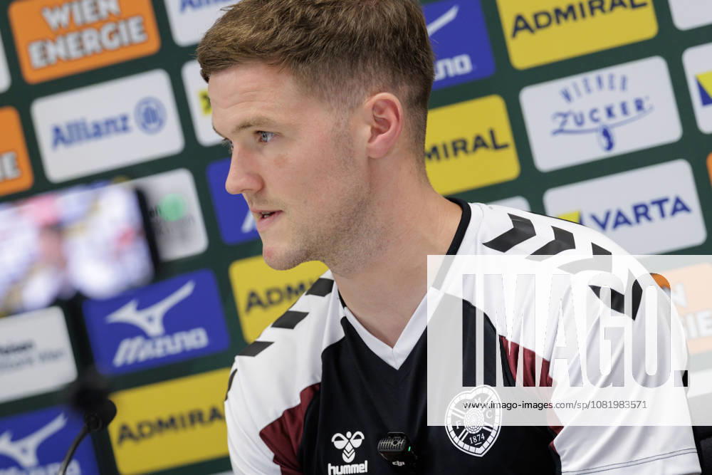 SOCCER - UEFA ECL, Rapid vs Hearts VIENNA,AUSTRIA,25.AUG.26 - SOCCER - UEFA Conference League, play-off, SK Rapid Wien vs Heart of Midlothian FC, preview, press conference, PK, Pressekonferenz Hearts. Image shows Blair Spittal (Hearts). GEPAxpictures Rauthner