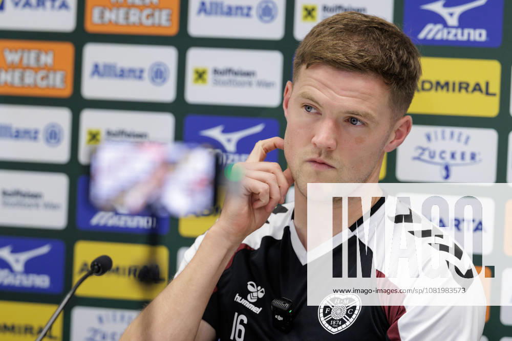 SOCCER - UEFA ECL, Rapid vs Hearts VIENNA,AUSTRIA,25.AUG.26 - SOCCER - UEFA Conference League, play-off, SK Rapid Wien vs Heart of Midlothian FC, preview, press conference, PK, Pressekonferenz Hearts. Image shows Blair Spittal (Hearts). GEPAxpictures Rauthner