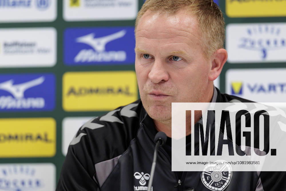SOCCER - UEFA ECL, Rapid vs Hearts VIENNA,AUSTRIA,25.AUG.26 - SOCCER - UEFA Conference League, play-off, SK Rapid Wien vs Heart of Midlothian FC, preview, press conference, PK, Pressekonferenz Hearts. Image shows head coach Wouter Vrancken (Hearts). GEPAxpictures Rauthner