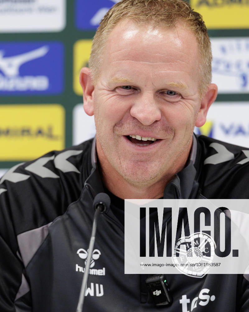 SOCCER - UEFA ECL, Rapid vs Hearts VIENNA,AUSTRIA,25.AUG.26 - SOCCER - UEFA Conference League, play-off, SK Rapid Wien vs Heart of Midlothian FC, preview, press conference, PK, Pressekonferenz Hearts. Image shows head coach Wouter Vrancken (Hearts). GEPAxpictures Rauthner