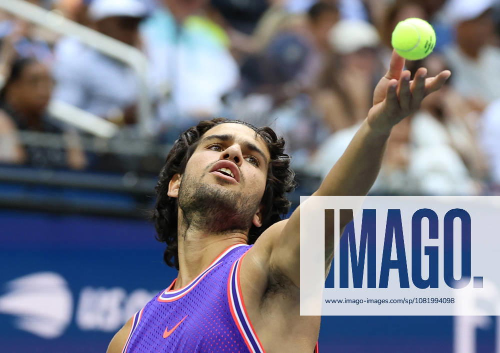CARLOS ALCARAZ of Spain during the match in the first round mixed doubles of US Open with S. Williams of USA against E. Routliffe of New Zealand and L. Glasspool of Great Britain. New York, USA. New York City USA - ZUMAc278 20260825_zsp_c278_026