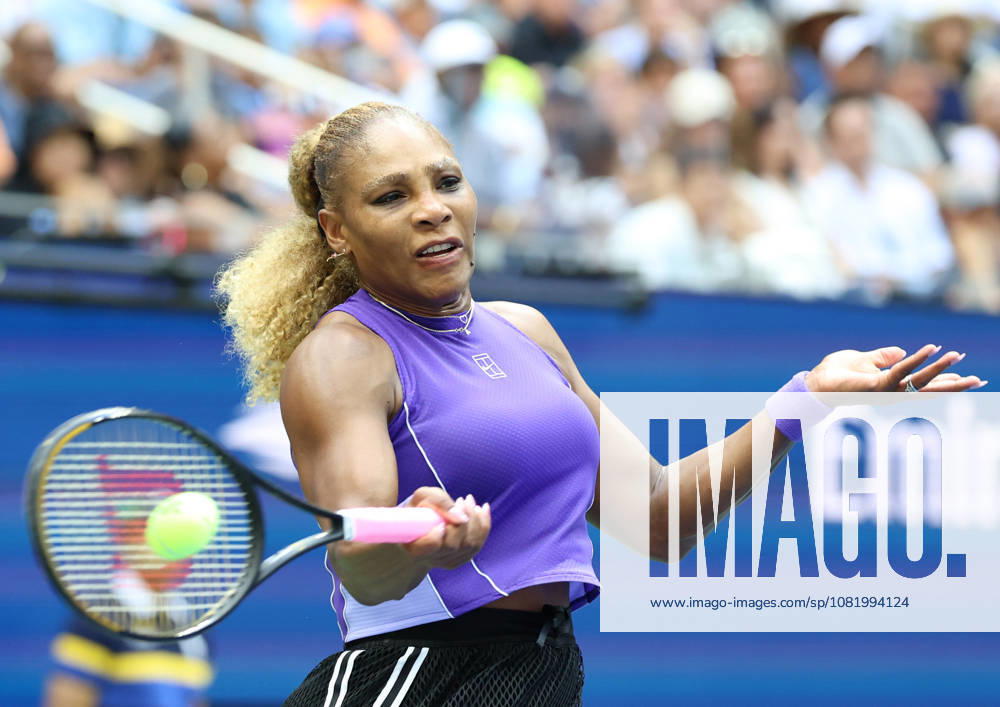 SERENA WILLIAMS of USA during the match in the first round mixed doubles of US Open with C. Alcaraz of Spain against E. Routliffe of New Zealand and L. Glasspool of Great Britain. New York, USA. New York City USA - ZUMAc278 20260825_zsp_c278_044