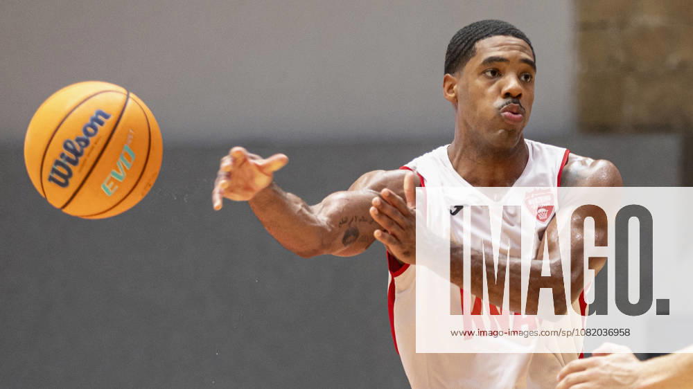 Pictured: Kenny Dye of the Würzburg Baskets, No. 5, with the pass on August 27, 2026; media training session for the Fitness First Würzburg Baskets on August 27, 2026; Germany, Würzburg, training center,