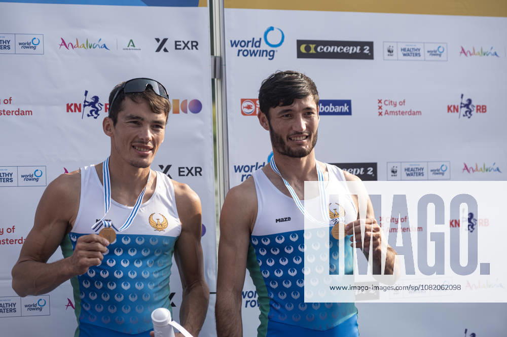 Amsterdam The Netherlands 27th August 2026 2026 World Rowing Championships on the Bosbaan in Amsterdam Lightweight Men s Double Sculls Final A (Final) Medal ceremony Shakhzod Nurmatov and Sobirjon Safaroliyev (UZB) win gold watersport,