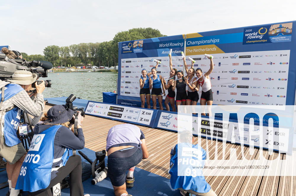 Amsterdam The Netherlands 27th August 2026 2026 World Rowing Championships on the Bosbaan in Amsterdam Lightweight Women s Double Sculls Final (Final) Medal ceremony. Silver medal winners. Paschalina Mouratidou and Gavriela Lioliou (GRE) Gold medal winners Aylin Maryah Ibarra Maduena and Melissa Marquez (MEX) Bronze medal winners Khadija Krimi and Selma Dhaouadi (TUN) watersport, press, photographers, media