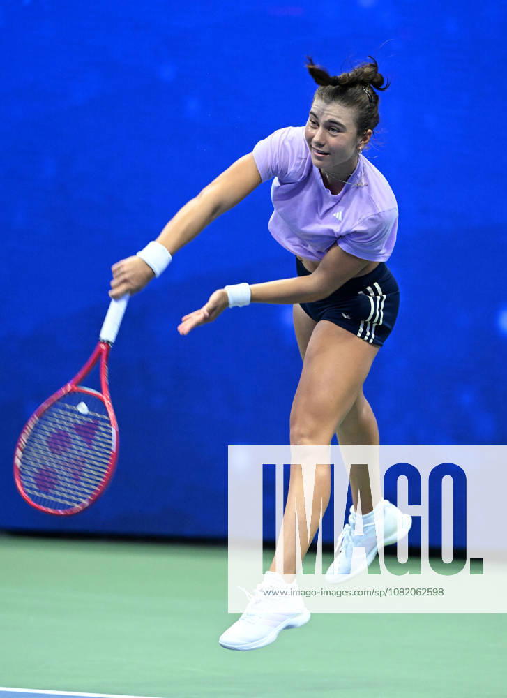 FLUSHING NY- AUGUST 27: Iva Jovic is seen on the practice court during the 2026 US Open On Arthur Ashe Stadium at the USTA Billie Jean King National Tennis Center on August 27, 2026 in Flushing Queens.