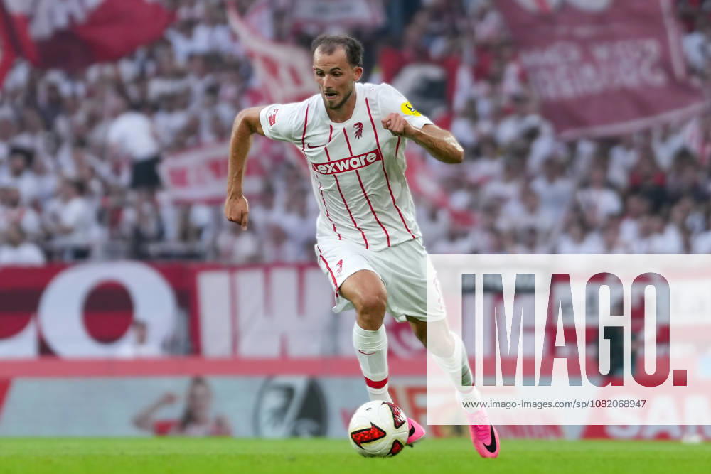 Max Rosenfelder, SC Freiburg, 37 on the ball, Germany, soccer, UEFA Conference League, playoffs, second leg, 2026–2027, SC Freiburg vs. Motherwell FC, August 27, 2026, Europa-Park Stadium, Freiburg, Freiburg, Europa-Park Stadium, Baden-Württemberg, Germany