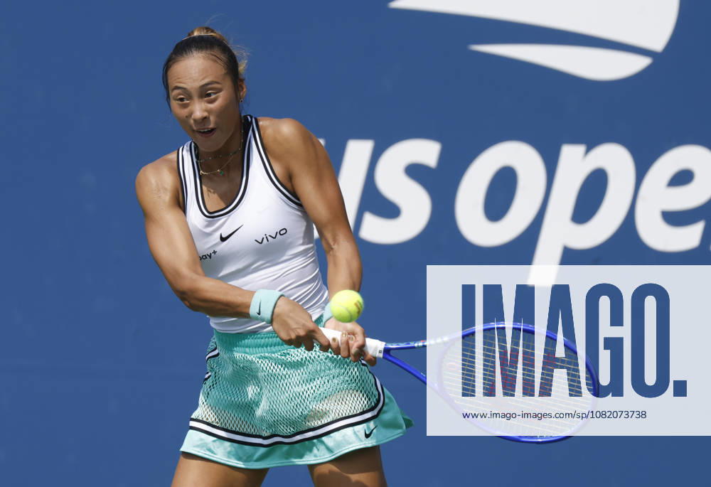 Qinwen Zheng of China returns a ball to Elena Pridankina before defeating her in straight sets in their qualifying final at the 2026 US Open Tennis Championship at the USTA Billie Jean King National Tennis Center in New York City on Friday, August 28, 2026. NYP20260828128 JOHNxANGELILLO