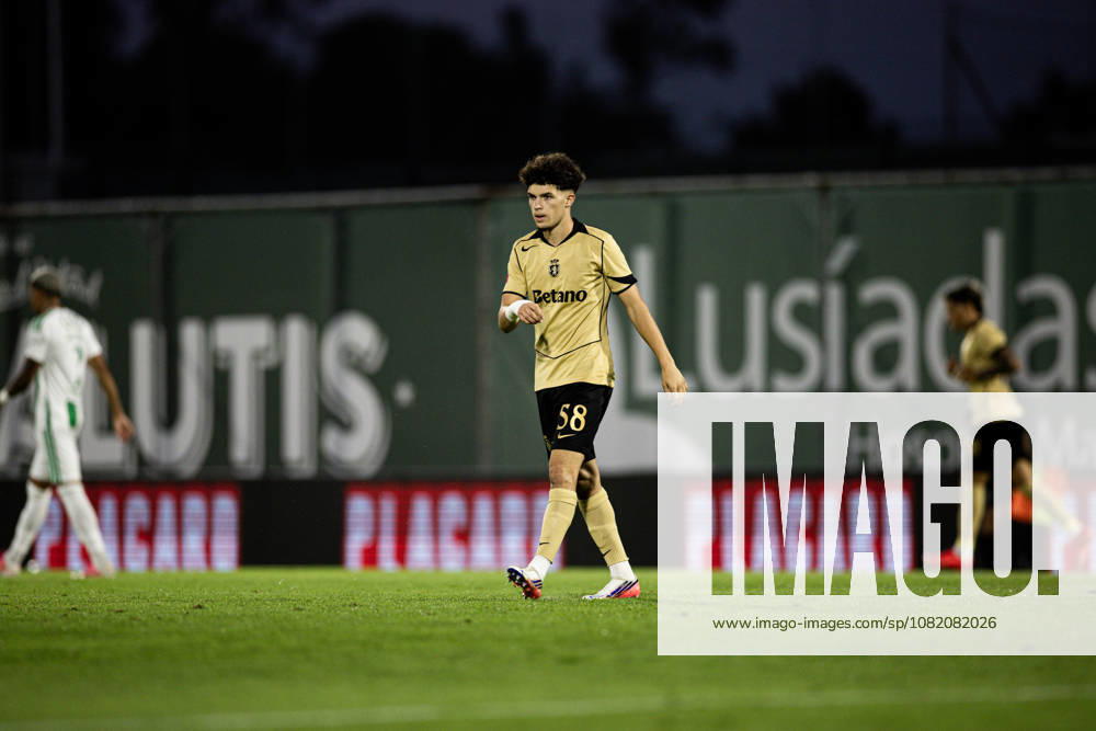Rio Ave v Sporting Cp - Liga Portugal Flavio Goncalves of Sporting CP is in action during the Liga Portugal Betclic 2026 27 match between Rio Ave and Sporting CP at Estadio dos Arcos in Vila do Conde, Portugal, on August 28, 2026. Vila do Conde Porto Portugal
