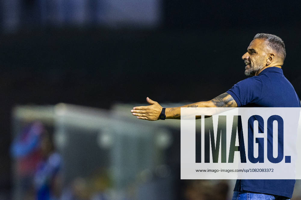 Rio Ave v Sporting Cp - Liga Portugal Vila do Conde, August 28 - Rui Borges head coach of Sporting CP is seen on action during the Rio Ave FC x Sporting CP match for the Liga Portugal Betclic 2026 27 on August 28, 2026 in Vila do Conde, Portugal Vila do Conde Portugal