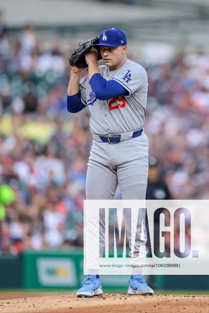 Aug 28, 2026; Detroit, Michigan, USA; Los Angeles Dodgers Tarik Skubal (29) motions to catcher between pitches at Comerica Park. Mandatory Credit: -Cal Media MLB, Baseball Herren, USA 2026: Dodgers Vs Tigers AUG 28 - ZUMAc04_ 20260828_zma_c04_002