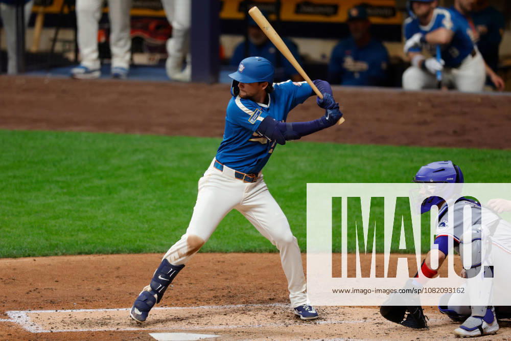 Milwaukee Brewers second baseman BRICE TURANG (2) at bat in a baseball game, Friday, Aug. 28, 2026, in Milwaukee, Wisconsin. MLB, Baseball Herren, USA 2026 - Rangers 1:6 Brewers - ZUMAa325 20260828_zsa_a325_023