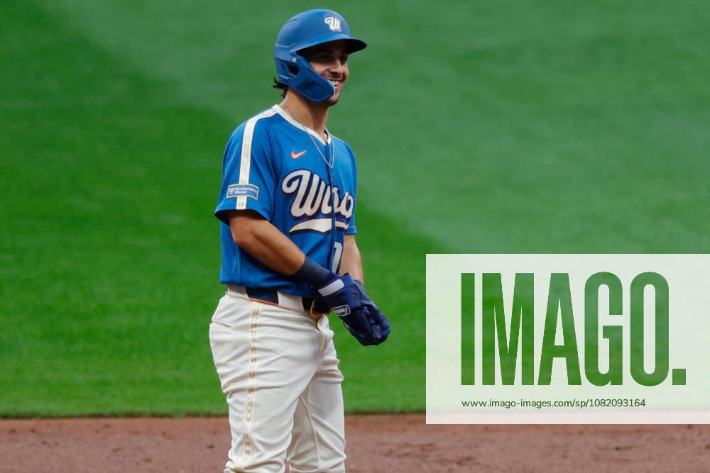 Milwaukee Brewers right fielder SAL FRELICK (10) in a baseball game, Friday, Aug. 28, 2026, in Milwaukee, Wisconsin. MLB, Baseball Herren, USA 2026 - Rangers 1:6 Brewers - ZUMAa325 20260828_zsa_a325_025