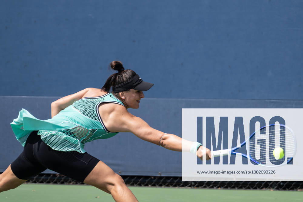 US Open 2026 Qualifying Final Round NEW YORK, UNITED STATES - AUGUST 28: Bianca Andreescu returns a shot during the final round of women s singles qualifying at the 2026 US Open at the USTA Billie Jean King National Tennis Center in Flushing, New York, United States, on August 28, 2026. Lev Radin Anadolu New york United States. Editorial use only. Please get in touch for any other usage.