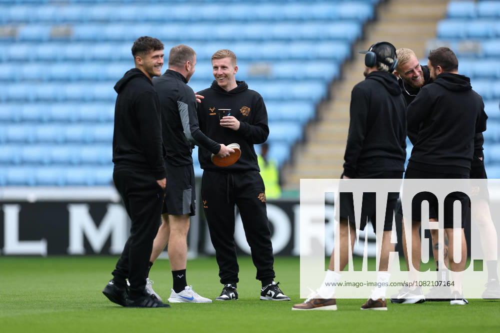 Coventry City v Hull City Premier League Hull City players arriving at the ground during the Premier League match at the Coventry Building Society Arena, Coventry 29 08 2026 UK Newspapers OUT