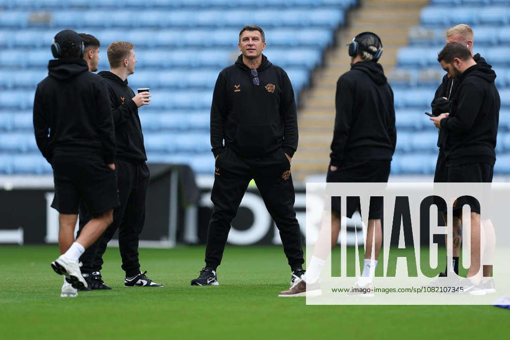 Coventry City v Hull City Premier League Hull City Manager Sergej Jakirovic and Hull City players arriving at the ground during the Premier League match at the Coventry Building Society Arena, Coventry 29 08 2026 UK Newspapers OUT