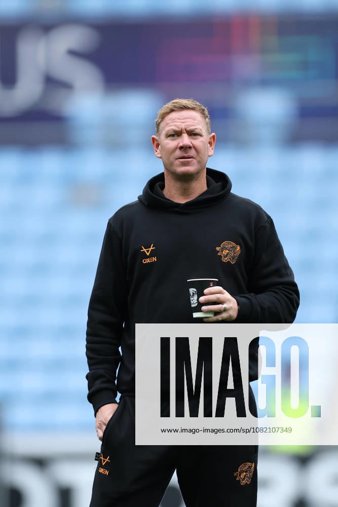 Coventry City v Hull City Premier League Hull City Assistant manager Dean Holden during the Premier League match at the Coventry Building Society Arena, Coventry 29 08 2026 UK Newspapers OUT