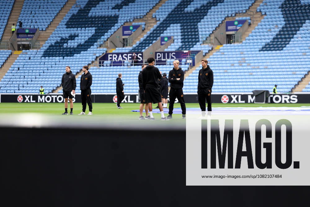 Coventry City v Hull City Premier League Hull City players arriving at the ground during the Premier League match at the Coventry Building Society Arena, Coventry 29 08 2026 UK Newspapers OUT