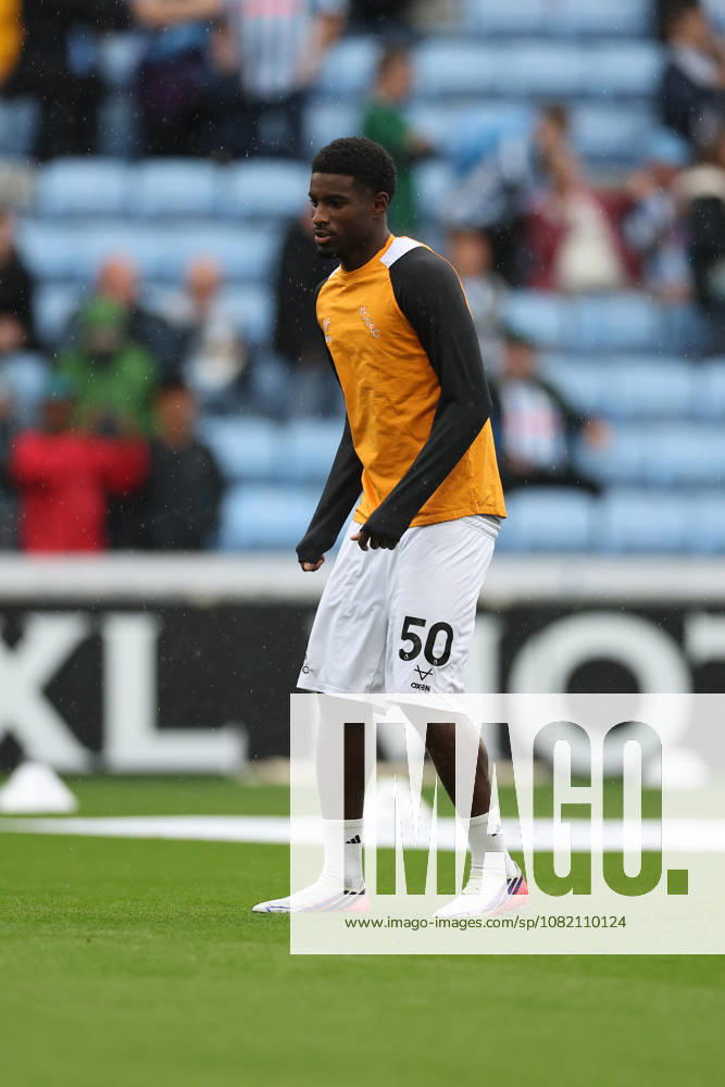 Coventry City v Hull City Premier League Hull City players warming up during the Premier League match at the Coventry Building Society Arena, Coventry 29 08 2026 UK Newspapers OUT
