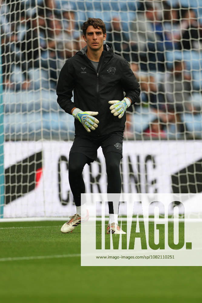 Coventry City v Hull City Premier League Hull City Goalkeeper Konstantinos Tzolakis during the Premier League match at the Coventry Building Society Arena, Coventry 29 08 2026 UK Newspapers OUT