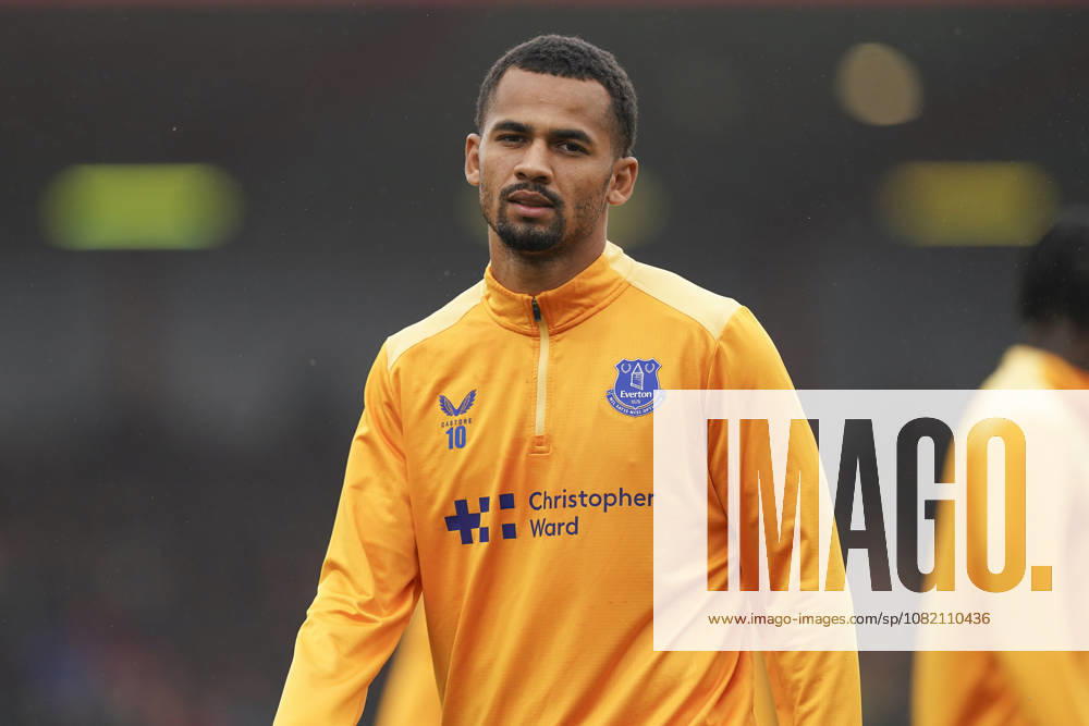 AFC Bournemouth v Everton, Premier League Everton midfielder Iliman Ndiaye (10) warm up during the AFC Bournemouth v Everton Premier League match at Vitality Stadium, Bournemouth, England on 29 August 2026 Credit: Robbie Hoad Every Second Media Editorial use only. All images are copyright Every Second Media Limited. No images may be reproduced without prior permission. All rights reserved. Premier League and Football League images are subject to licensing agreements with Football DataCo Limited. see https: www.football-dataco.com