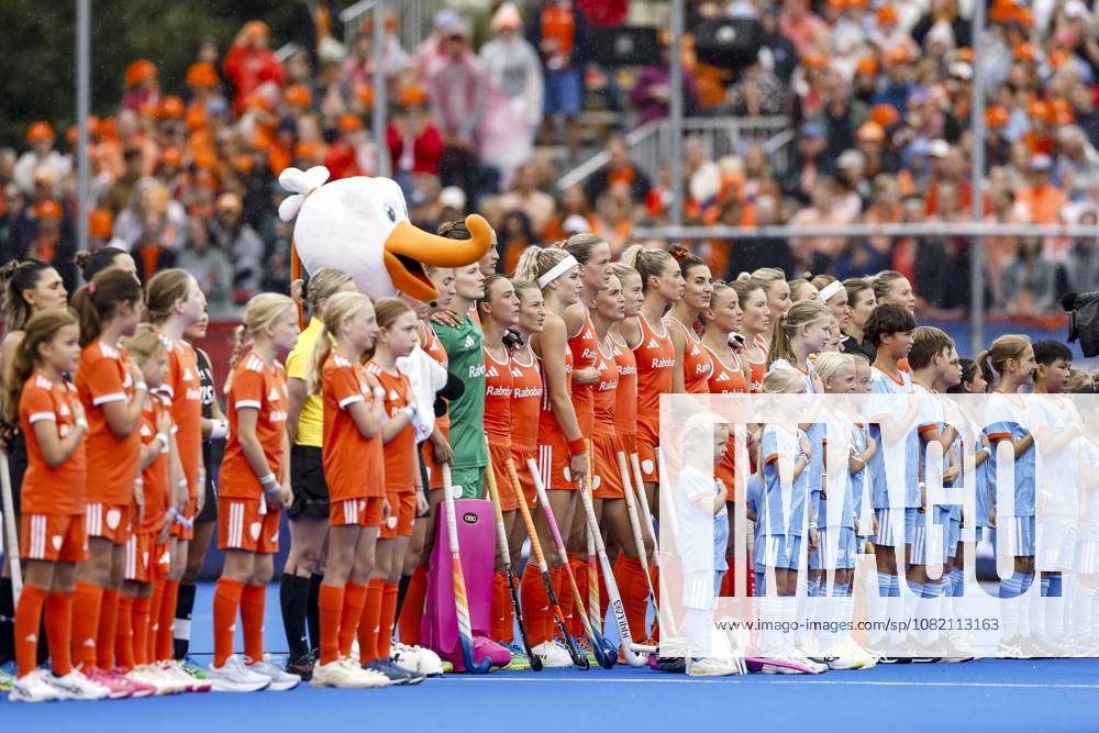 AMSTELVEEN - Dutch players ahead of the Hockey World Cup final between the Netherlands and Argentina at the Wagener Stadium. SEM VAN DER WAL ANP ANPxSportx IVx 566506825 originalFilename: 566506825
