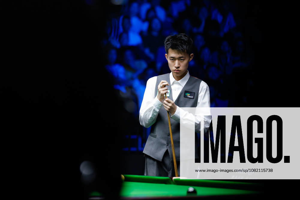 (260829) -- WUHAN, Aug. 29, 2026 -- Chang Bingyu looks on during the final match between Zhao Xintong of China and Chang Bingyu of China at Wuhan Open 2026 snooker tournament in Wuhan, central China s Hubei Province, Aug. 29, 2026. ) (SP)CHINA-SNOOKER-WUHAN OPEN (CN) WuxZhizun