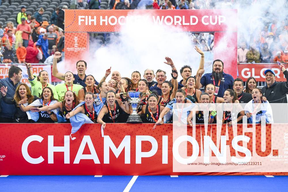 Belgium v Australia - Women 3rd Place Bronze FIH Hockey World Cup 2026 AMSTELVEEN, NETHERLANDS - AUGUST 29 : Team Argentina celebrating gold medal during the FIH Hockey World Cup 2026 M49 women 3rd place bronze medal match between Belgium and Australia on August 29, 2026 in Amstelveen, Netherlands, 29 08 2026 Amstelveen Netherlands