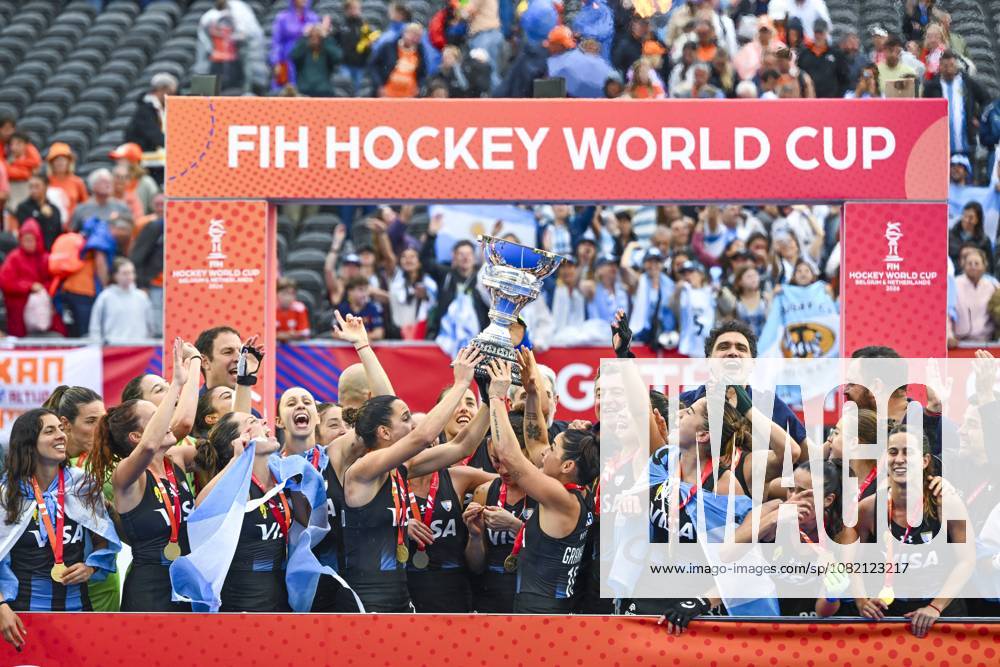 Belgium v Australia - Women 3rd Place Bronze FIH Hockey World Cup 2026 AMSTELVEEN, NETHERLANDS - AUGUST 29 : Team Argentina celebrating gold medal during the FIH Hockey World Cup 2026 M49 women 3rd place bronze medal match between Belgium and Australia on August 29, 2026 in Amstelveen, Netherlands, 29 08 2026 Amstelveen Netherlands