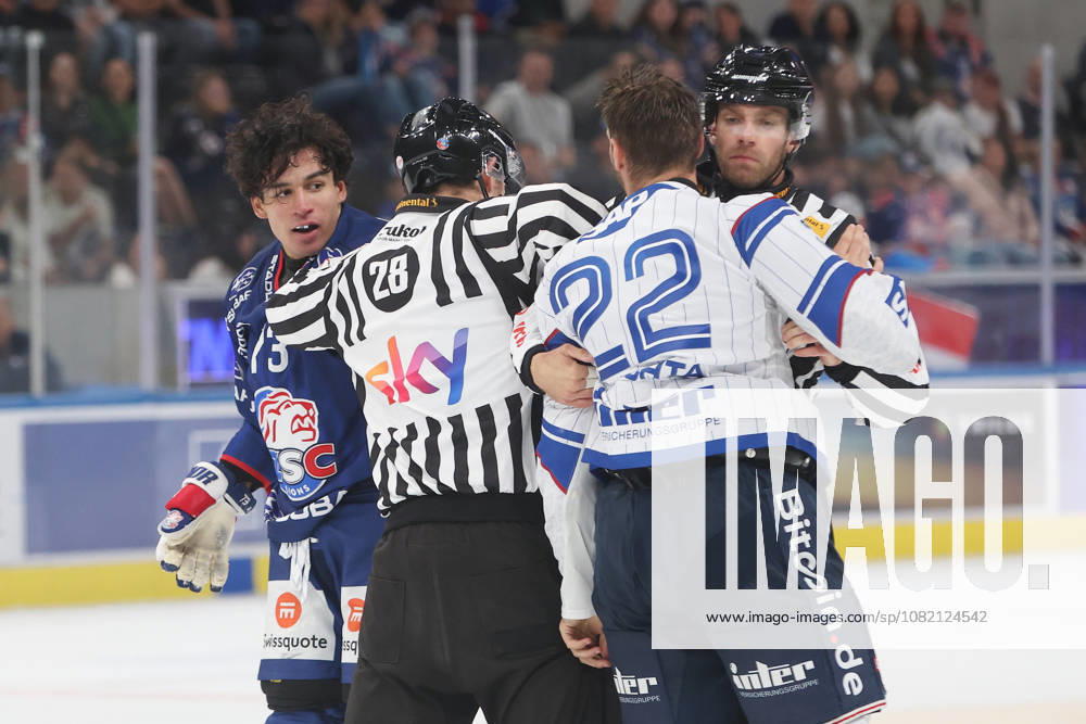 Zurich, SWITZERLAND, Swiss Life Arena, 2026–2027 Ice Hockey Season, Exhibition Game: ZSC Lions vs. Adler Mannheim, Matthias Plachta (Adler) after a scuffle with Kimo Gruber (ZSC)