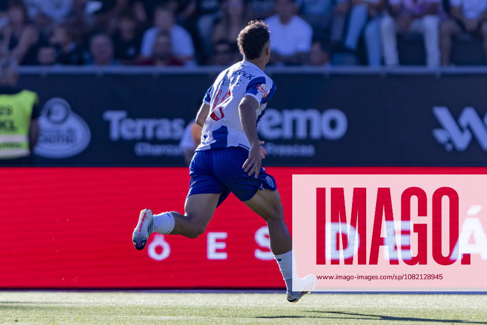 Viseu, August 29 - Gabri Veiga of FC Porto celebrates his goal during the Academico de Viseu FC x FC Porto match for the Liga Portugal Betclic 2026 27 on August 29, 2026 at Estadio Municipal do Fontelo, Viseu, Portugal Sao Torcato Portugal - ZUMAl192 20260829_zsp_l192_022