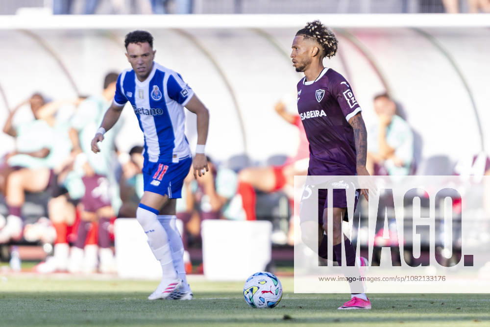 Viseu, August 29 - Robinho of Academico de Viseu FC is seen on action during the Academico de Viseu FC x FC Porto match for the Liga Portugal Betclic 2026 27 on August 29, 2026 at Estadio Municipal do Fontelo, Viseu, Portugal Sao Torcato Portugal - ZUMAl192 20260829_zsp_l192_060