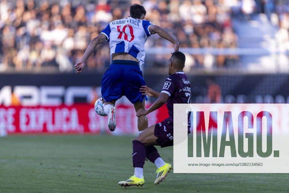 Viseu, August 29 - Gabri Veiga of FC Porto is seen on action during the Academico de Viseu FC x FC Porto match for the Liga Portugal Betclic 2026 27 on August 29, 2026 at Estadio Municipal do Fontelo, Viseu, Portugal Sao Torcato Portugal - ZUMAl192 20260829_zsp_l192_069